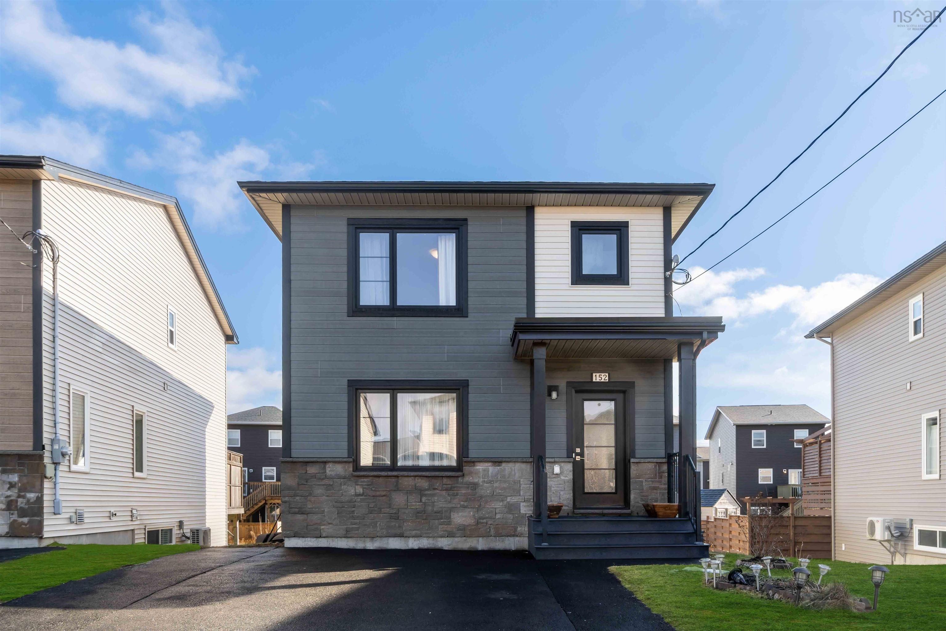Main Photo: 152 Titanium Crescent in Halifax: 7-Spryfield Residential for sale (Halifax-Dartmouth)  : MLS®# 202302797