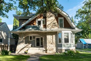 Main Photo: 24 Rosewarne Avenue in Winnipeg: Elm Park Residential for sale (2C)  : MLS®# 202115484