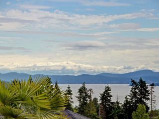 Photo 2: 793 Country Club Dr in COBBLE HILL: ML Cobble Hill House for sale (Malahat & Area)  : MLS®# 762541