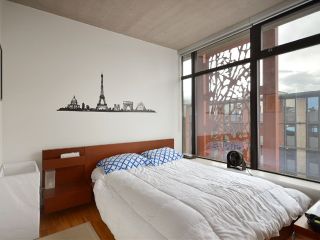 Photo 6: 801 128 W CORDOVA Street in Vancouver: Downtown VW Condo for sale in "WOODWARDS" (Vancouver West)  : MLS®# V899216