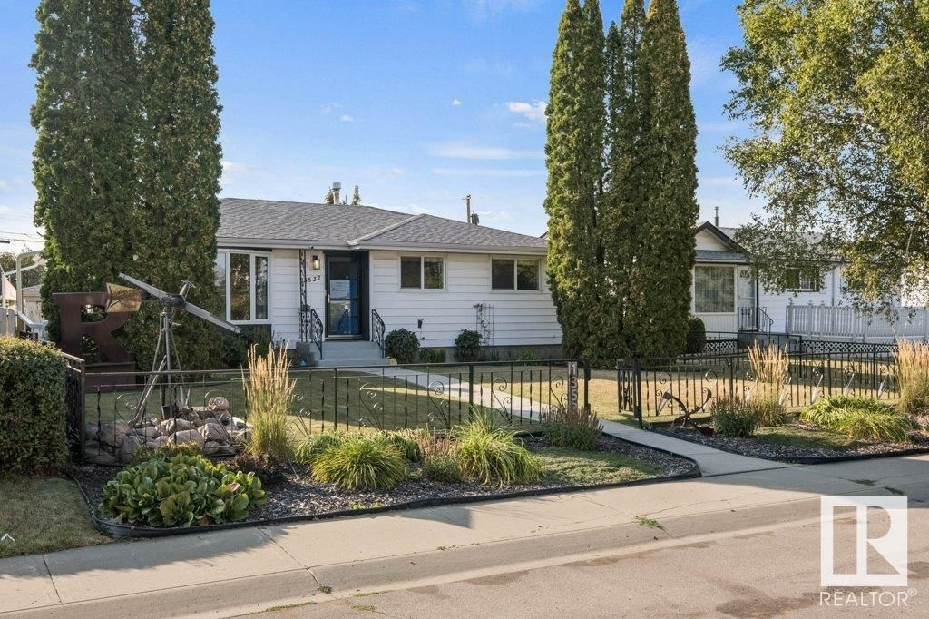 Main Photo: 13532 116 Street in Edmonton: Zone 01 House for sale : MLS®# E4313845
