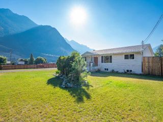 Photo 1: 288 HOLLYWOOD Crescent: Lillooet House for sale (South West)  : MLS®# 169823