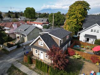 Photo 1: 1483 E 22ND Avenue in Vancouver: Knight Townhouse for sale in "SELF MANAGED 3 UNIT STRATA" (Vancouver East)  : MLS®# R2728081