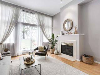 Photo 2: 4 3586 RAINIER PLACE in Vancouver: Champlain Heights Townhouse for sale (Vancouver East)  : MLS®# R2150720