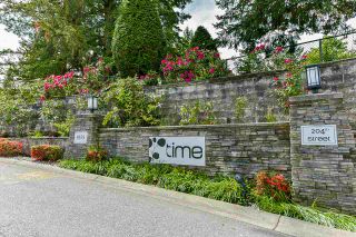 Photo 1: 44 9525 204 Street in Langley: Walnut Grove Townhouse for sale in "TIME" : MLS®# R2431069