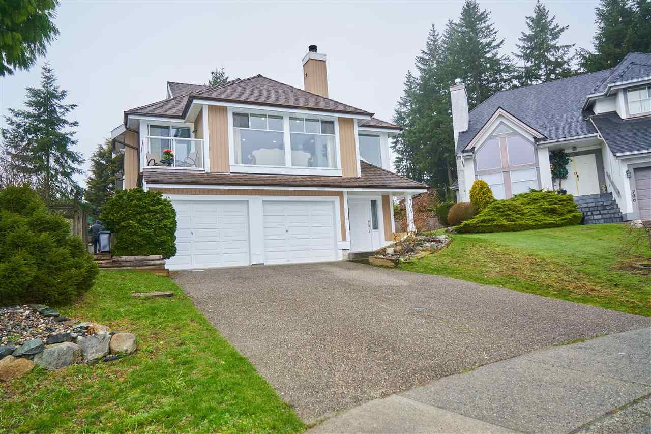 Main Photo: 704 DEASE Place in Coquitlam: Coquitlam East House for sale : MLS®# R2252413