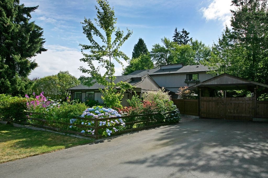 Main Photo: 12470 HOLLY Street in Maple Ridge: West Central House for sale : MLS®# V851495