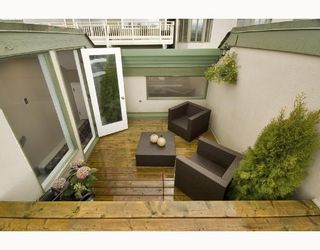 Photo 9: 106 1141 W 7TH Avenue in Vancouver: Fairview VW Townhouse for sale in "FAIRVIEW SLOPES" (Vancouver West)  : MLS®# V700247