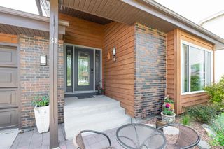 Photo 2: 31 Braeside Place in Winnipeg: Richmond West Residential for sale (1S)  : MLS®# 202314206