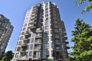 Photo 1: 1007 838 AGNES Street in New Westminster: Downtown NW Condo for sale in "WESTMINSTER TOWERS" : MLS®# R2181022