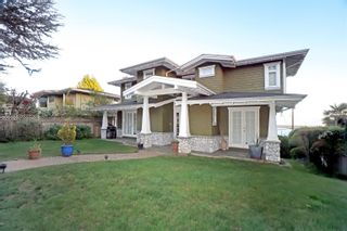 Photo 1: 2170 QUEENS Avenue in West Vancouver: Queens House for sale : MLS®# R2688339