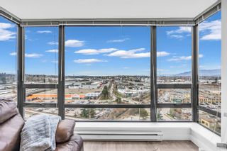 Photo 3: 1808 4118 DAWSON Street in Burnaby: Brentwood Park Condo for sale in "TANDEM 1" (Burnaby North)  : MLS®# R2880636
