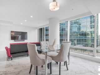 Photo 6: 1709 1111 ALBERNI Street in Vancouver: West End VW Condo for sale in "SHANGRI-LA" (Vancouver West)  : MLS®# R2780916