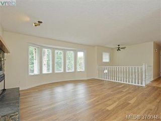 Photo 2: 3279 Sedgwick Dr in VICTORIA: Co Triangle House for sale (Colwood)  : MLS®# 754950