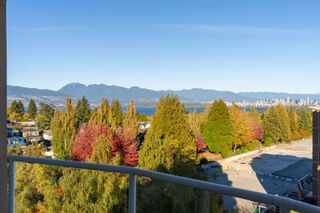 Photo 8: 9 2575 TOLMIE Street in Vancouver: Point Grey Condo for sale in "POINT GREY TOWERS" (Vancouver West)  : MLS®# R2822887