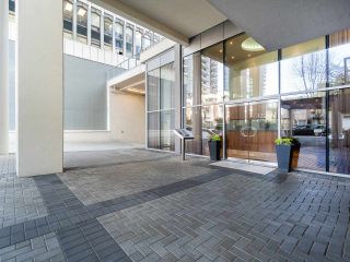 Photo 19: 303 1228 W HASTINGS Street in Vancouver: Coal Harbour Condo for sale in "PALLADIO" (Vancouver West)  : MLS®# R2297544