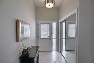 Photo 3: 143 Edgeridge Terrace NW in Calgary: Edgemont Semi Detached for sale : MLS®# A1091872