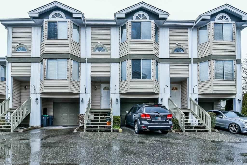 Main Photo: 47 7875 122 Street in Surrey: West Newton Townhouse for sale in "The Georgian" : MLS®# R2234862