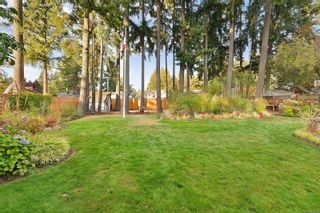 Photo 3: 576 Tena Pl in Colwood: Co Wishart North House for sale : MLS®# 919485