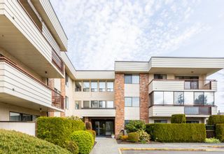 Photo 1: 208 32885 GEORGE FERGUSON Way in Abbotsford: Central Abbotsford Condo for sale : MLS®# R2712373