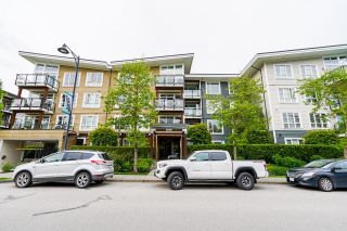 Photo 2: 204 23255 BILLY BROWN Road in Langley: Fort Langley Condo for sale in "The Village at Bedford Landing" : MLS®# R2694013