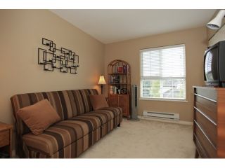 Photo 12: 18650 65TH Avenue in SURREY: Cloverdale BC Townhouse for sale in "RIDGEWAY" (Cloverdale)  : MLS®# F1215322