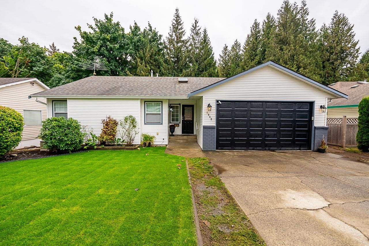 Main Photo: 1840 DAHL Crescent in Abbotsford: Central Abbotsford House for sale in "Dahl Park" : MLS®# R2815871