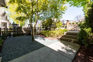 Photo 5: 2 20120 68 Avenue in Langley: Willoughby Heights Townhouse for sale in "The Oaks" : MLS®# R2879050