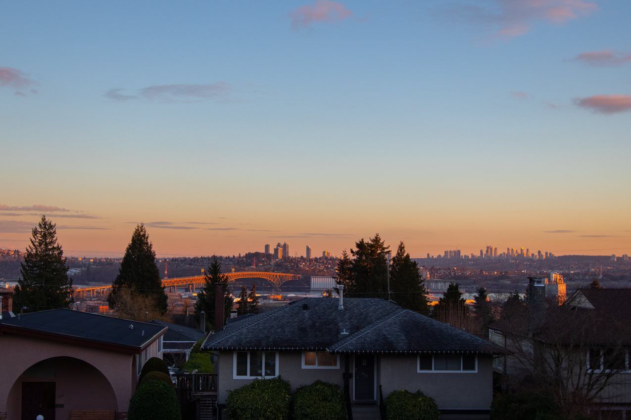 Photo 39: Photos: 882 WHITCHURCH Street in North Vancouver: Calverhall House for sale : MLS®# R2537806