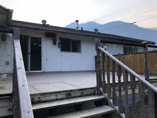 Photo 18: 42026 BIRKEN Road in Squamish: Brackendale House for sale in "BRACKENDALE" : MLS®# R2504510