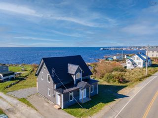 Photo 9: 2844 Main Street in Clark's Harbour: 407-Shelburne County Residential for sale (South Shore)  : MLS®# 202400236