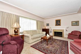 Photo 2: 1658 W 58TH Avenue in Vancouver: South Granville House for sale (Vancouver West)  : MLS®# R2262865