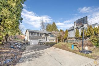 Photo 1: 2743 MOORLAND Street in Abbotsford: Abbotsford West House for sale in "WEST ABBOTSFORD" : MLS®# R2876144