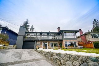 Photo 1: 919 N DOLLARTON Highway in North Vancouver: Dollarton House for sale : MLS®# R2136365