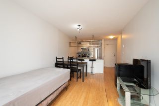 Photo 9: 909 1082 SEYMOUR Street in Vancouver: Downtown VW Condo for sale in "FREESIA" (Vancouver West)  : MLS®# R2726526