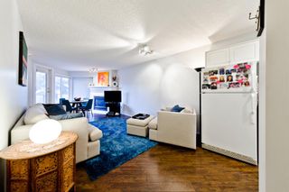 Photo 7: 319 10 Sierra Morena Mews SW in Calgary: Signal Hill Apartment for sale : MLS®# A2008111