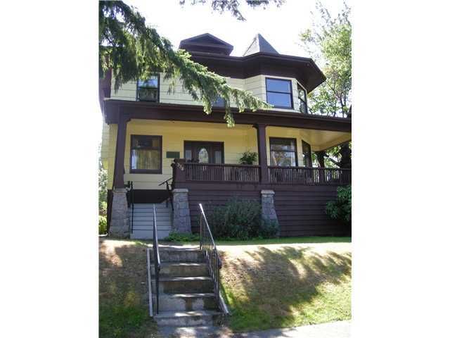 Main Photo: 334 W 14th Ave in Vancouver: Home for sale : MLS®# V887757