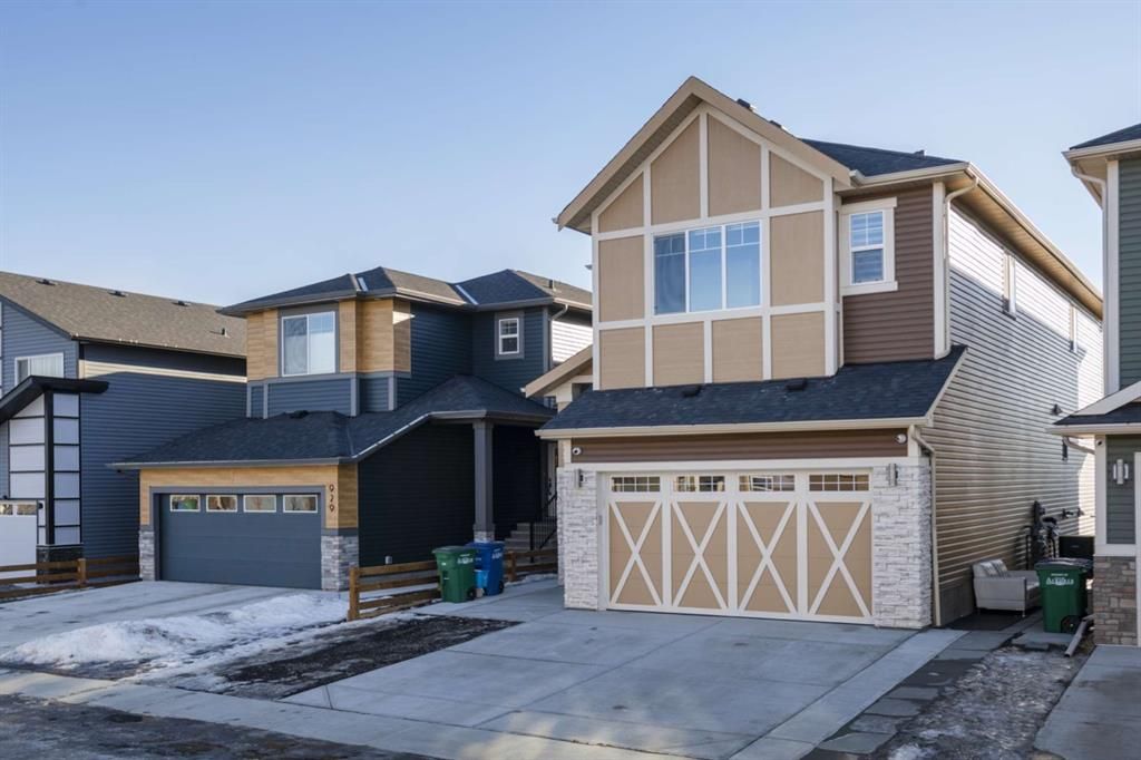 Main Photo: 925 Midtown Avenue SW: Airdrie Detached for sale : MLS®# A2023011