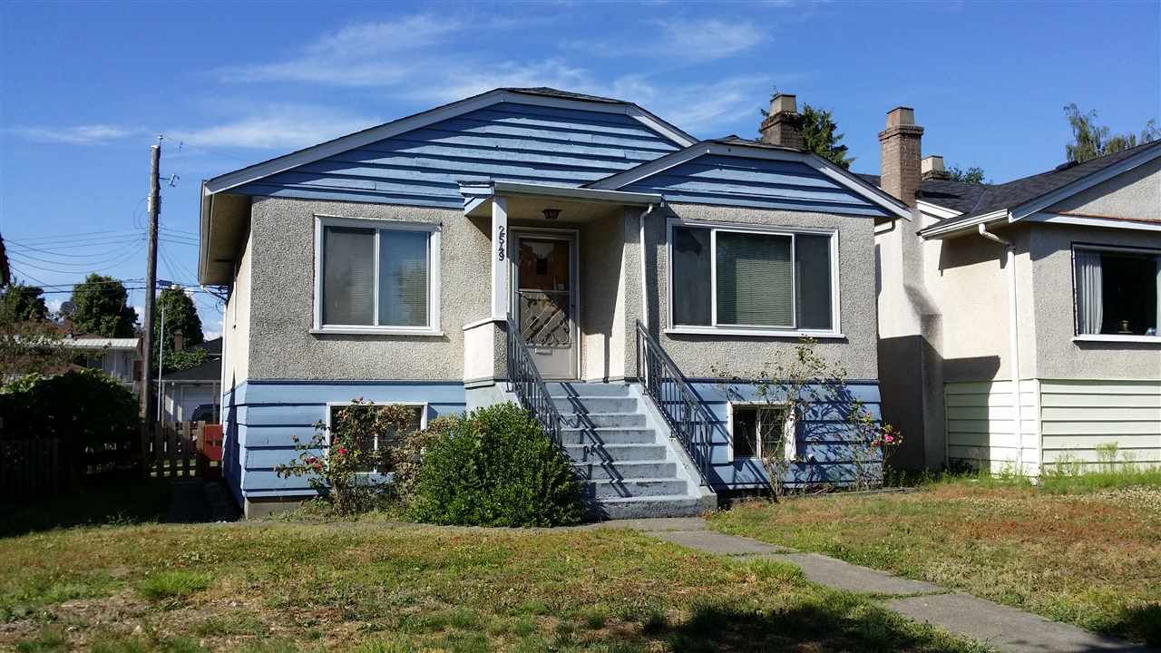 Main Photo: 2549 E 16TH Avenue in Vancouver: Renfrew Heights House for sale (Vancouver East)  : MLS®# R2168584