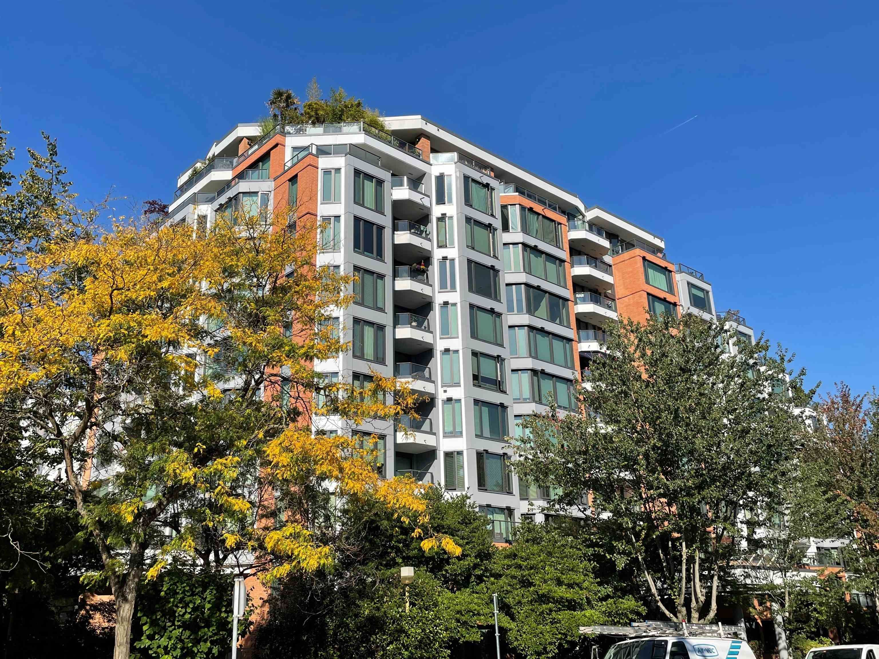 Main Photo: 604 2201 PINE Street in Vancouver: Fairview VW Condo for sale in "Meridian Cove" (Vancouver West)  : MLS®# R2819416