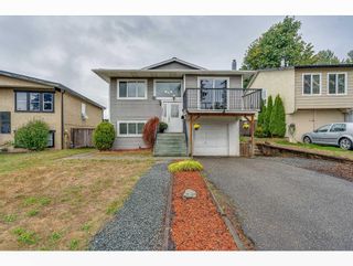 Photo 2: 3461 JUNIPER Crescent in Abbotsford: Abbotsford East House for sale : MLS®# R2617514