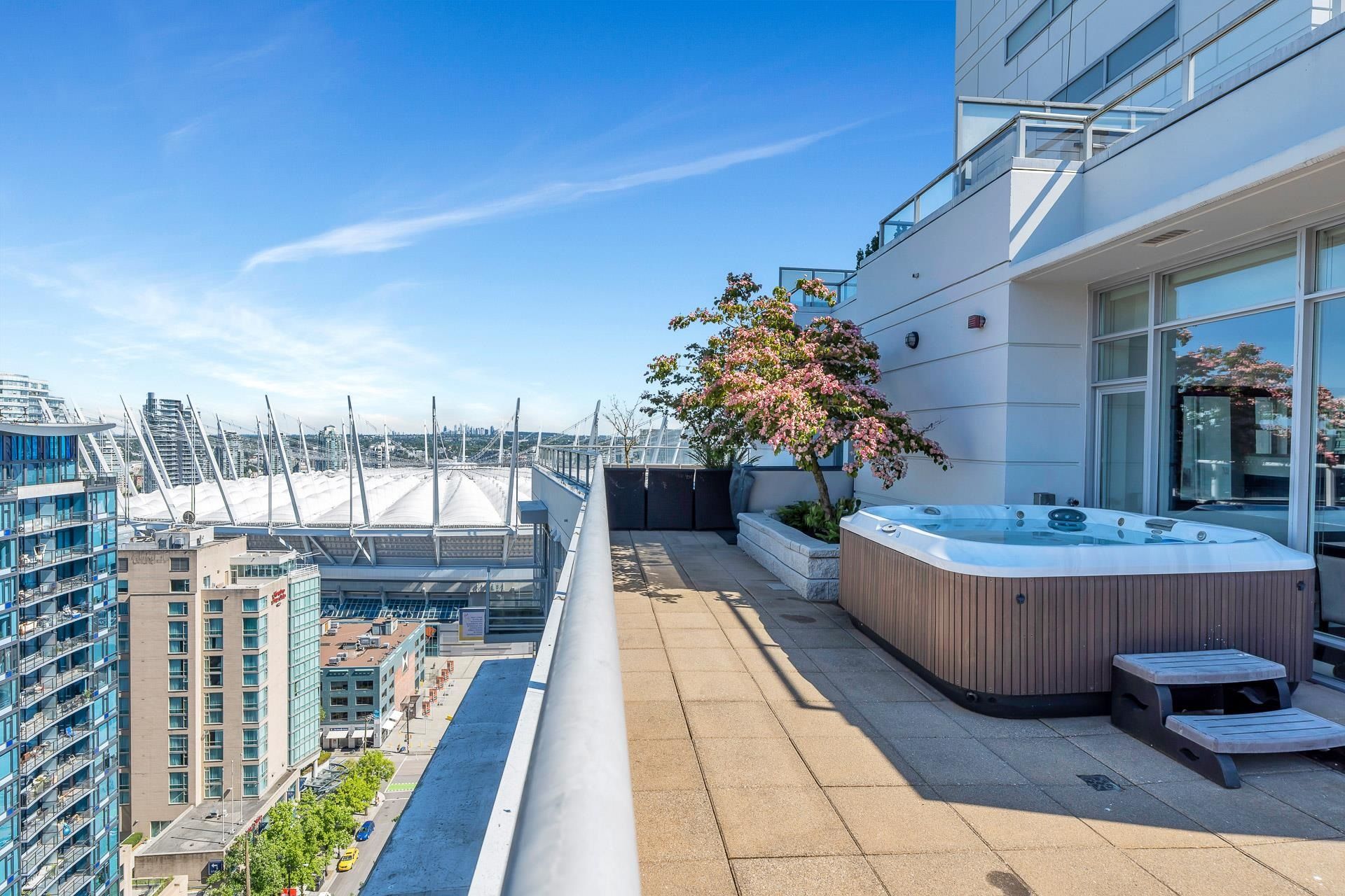 Main Photo: 2101 821 CAMBIE Street in Vancouver: Downtown VW Condo for sale in "Raffles" (Vancouver West)  : MLS®# R2707047