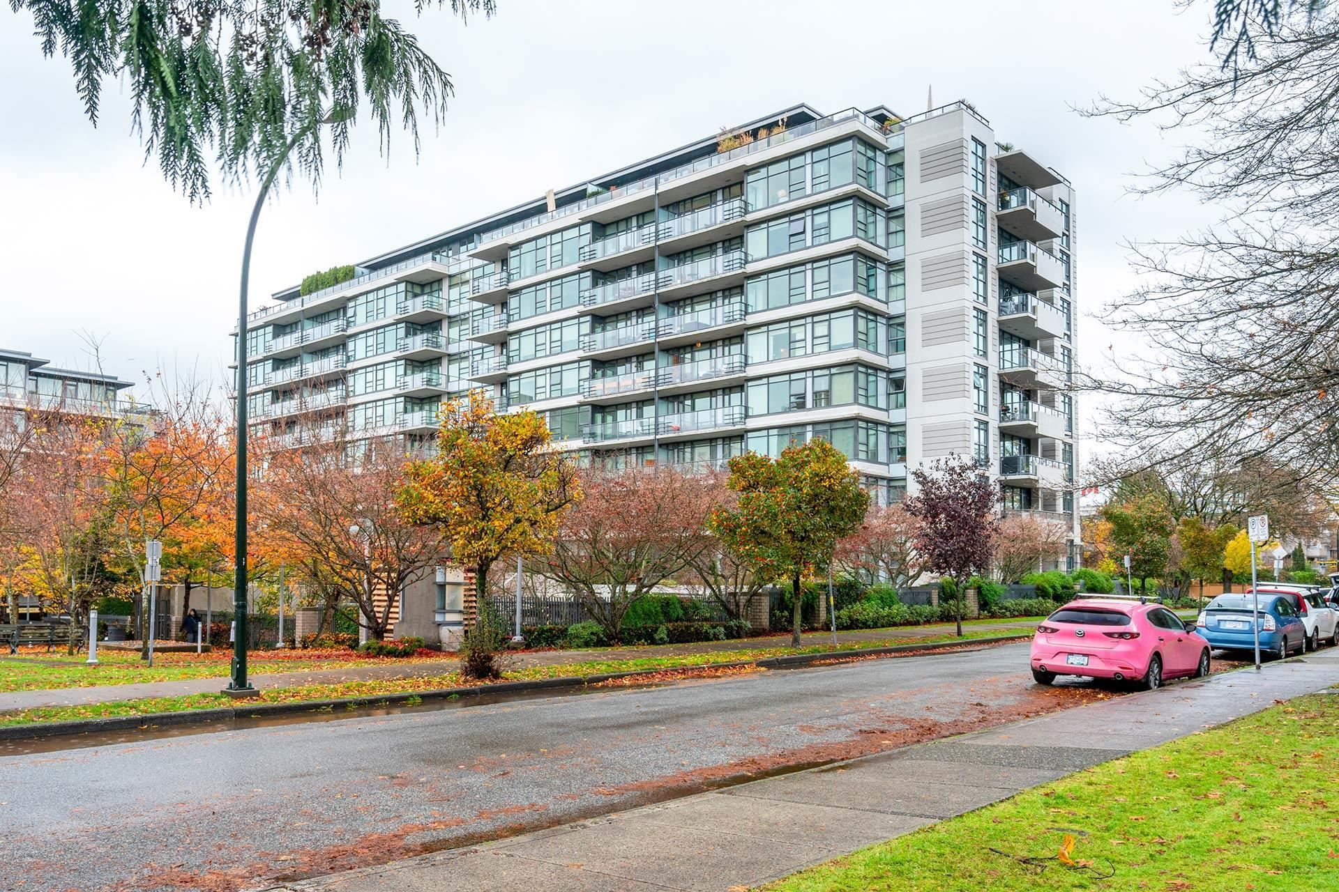 Main Photo: 913 2851 HEATHER Street in Vancouver: Fairview VW Condo for sale in "TAPESTRY" (Vancouver West)  : MLS®# R2631646