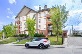 Photo 2: 401 2419 Centre Street NW in Calgary: Tuxedo Park Apartment for sale : MLS®# A2052951