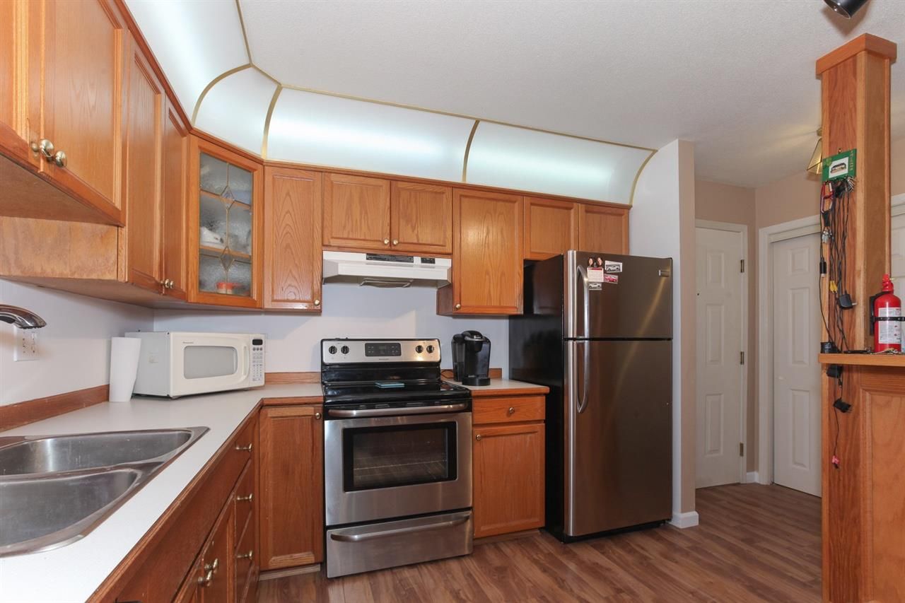 Main Photo: 101 68 RICHMOND STREET in New Westminster: Fraserview NW Condo for sale : MLS®# R2214459