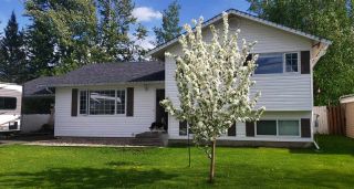 Photo 1: 45 OMINECA Crescent in Mackenzie: Mackenzie -Town House for sale (Mackenzie (Zone 69))  : MLS®# R2514161