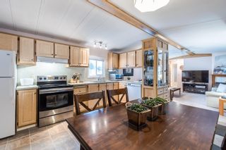 Photo 10: 71 2315 198 Street in Langley: Brookswood Langley Manufactured Home for sale in "DEER CREEK ESTATES" : MLS®# R2663617