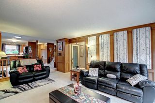 Photo 15: 260 Woodridge Drive SW in Calgary: Woodlands Detached for sale : MLS®# A1253815