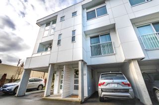 Photo 1: 22 2505 WARE Street in Abbotsford: Central Abbotsford Townhouse for sale : MLS®# R2651691