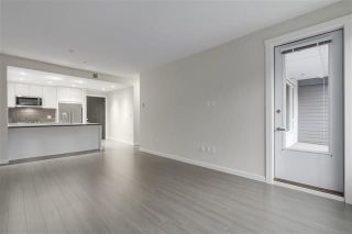Photo 5: 413 255 W 1ST Street in Vancouver: Lower Lonsdale Condo for sale in "WEST QUAY" (North Vancouver)  : MLS®# R2241083